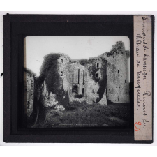 Bretagne du Nord. Environs de Lannion, Ruines du château de Tonquedec.