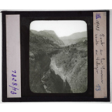 L'Ile de la Réunion : géographie physique, politique et économique. Pont de la Savane, route de Salazie.