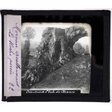 Le Morvan avallonnais. La Roche percée.