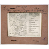 Les Grès bigarrés du département des Vosges. Particularités géologiques et agricoles de la Vôge. Carte, esquisse géologique de la région Nord-Est.