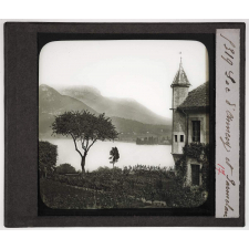 Les Alpes. Lac d'Annecy et Parmelan.