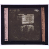 Les Ruines de la Rome antique jusqu'au siècle d'Auguste. Autel consacré à des dieux inconnus.
