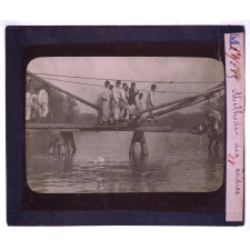 Les Travaux du génie dans un régiment de sapeurs mineurs. I. Fascinages, passerelles, ponts. Méthode des cadres.