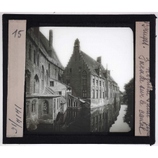 Bruges. L'Hôpital Saint Jean. Façade sur le canal.