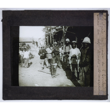 Siège de Pékin. Après la prise de l'Evêché, corvée du riz chinois.