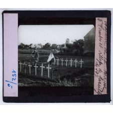 La Bataille de la Marne. Le théâtre des combats de 1915. Tombes et village de Marcilly.