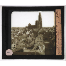La Cathédrale de Strasbourg. Cathédrale. Vue d'ensemble.
