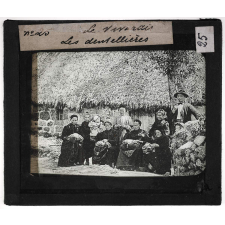 Le Vivarais. Les dentellières.