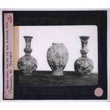 L'Art français des origines à 1800 - d'après les collections du Petit Palais (Exposition universelle de 1900). II. XVIIe et XVIIIe siècles. Faïences de Nevers.