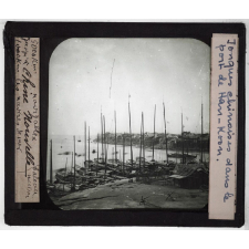 Chine. Jonques chinoises dans le port de Han-Koon.