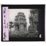 Les Ruines d'Angkor. Les tours du Phnom Krom.