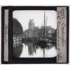 Belgique, Hollande. Dordrecht, Le Newvenhaven et l'Eglise.