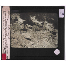 Agents extérieurs. Eboulis torrentiels dans le massif des aiguilles rouges, près de Les Praz (Haute Savoie).
