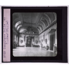 Le Château de Compiègne. Salle des Gardes (XVIIIe).
