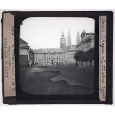 Bohème, Styrie, Gratz. Prague. Le château royal.