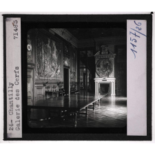 La Picardie. Chantilly. Galerie des Cerfs.