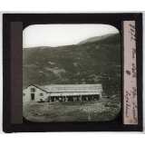 Suisse, montagnes, lacs. Une étable, Alpe Switzerl. Engadine.