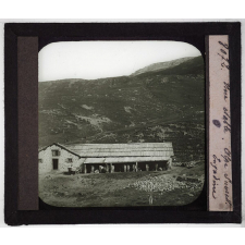 Suisse, montagnes, lacs. Une étable, Alpe Switzerl. Engadine.
