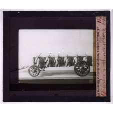 L'Artillerie à travers les âges. Chariot avec jeu d'orgues.