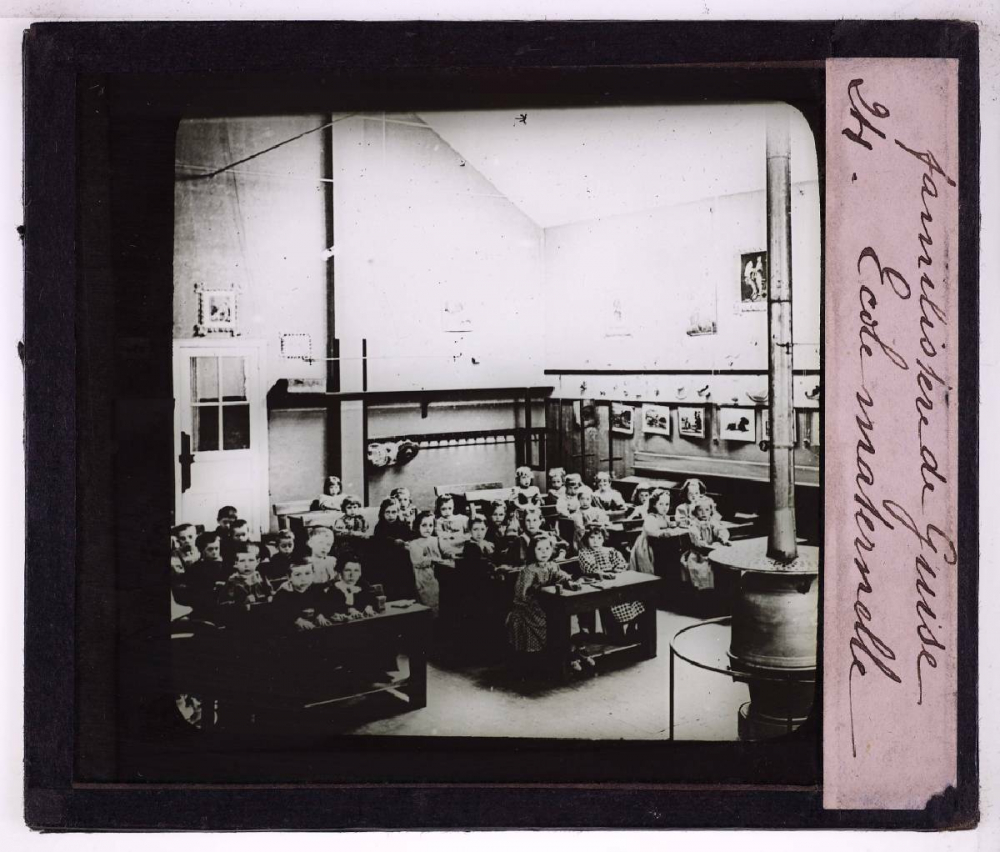 Prévoyance et mutualité. Association du Familistère de Guise. École maternelle.