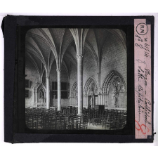 Architecture gothique I. - Edifices religieux. Noyon. Cathédrale, salle capitulaire.