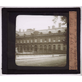 Paris au XVI. Le Louvre de Catherine de Médicis, la petite galerie.