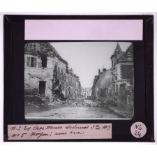 Oise, Meuse, Seine-et-Marne et Ardennes en 1918. Noyon : une rue.