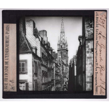 Bretagne Normandie. La Grande Rue, St Malo.