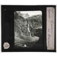 Pyrénées. Gavarnie. La Cascade.