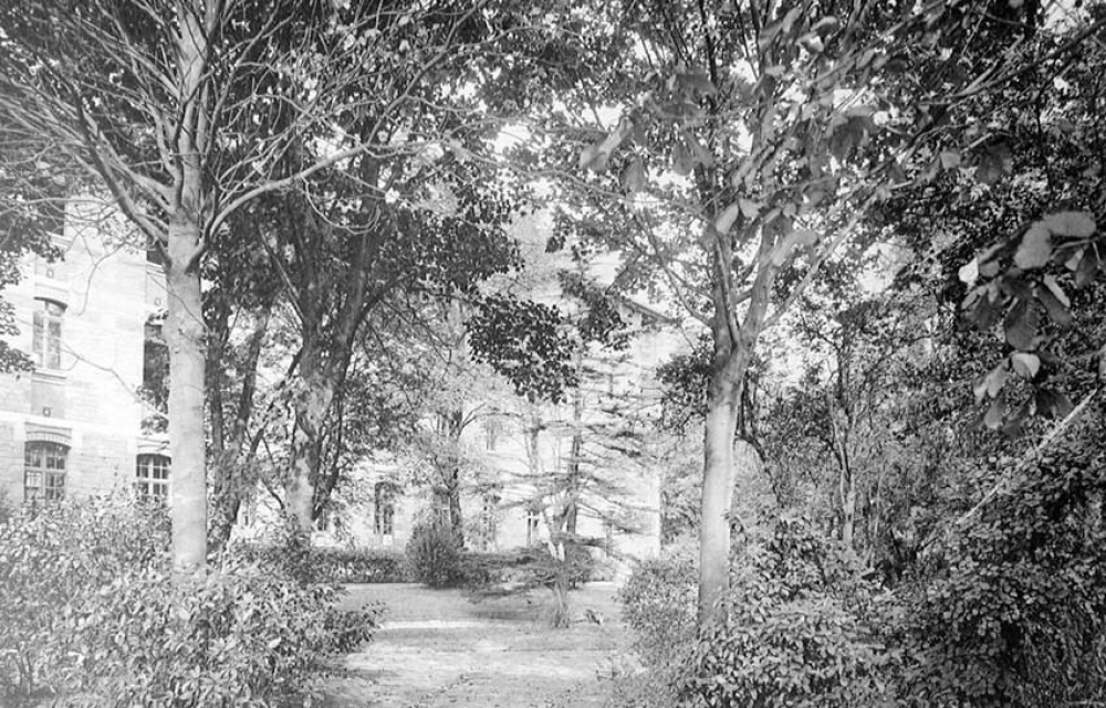 Ecole Nationale Professionnelle Henri Brisson - Vierzon. (Cher). 1933-1934.
