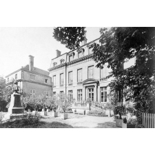 Ecole Saint-François de Sales, Dijon (Côte d'Or). 1884-1934.