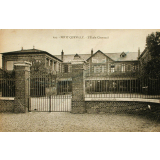 697 - Petit-Quevilly - L'Ecole Chevrenil.