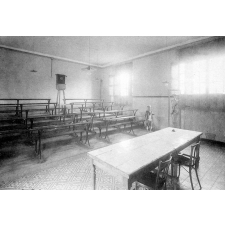Collège de Jeunes Filles. Bône. 1932-1933. (Algérie).