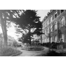 Ecole Saint-Charles à Saint-Brieuc. (Côte-d'Armor). 1940-1941.