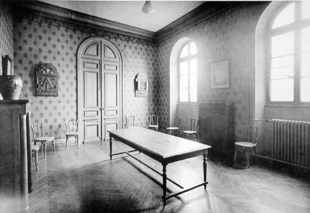 Collège Municipal et Ecole Primaire Supérieure de Garçons - St-Lô. Manche 1930 - 1931.