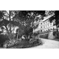 Petit Lycée de Jeunes Filles d'Alger. Mustapha-Supérieur. (Algérie).