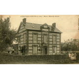 Auzouville-l'Esneval (S.-Inf.) - Mairie - Ecole des Garçons.