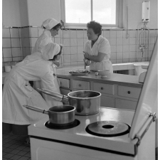 Ecole nationale d'enseignement technique de Montluçon : cours de cuisine