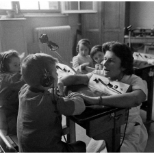 Centre d'éducation des malentendants : Rééducation