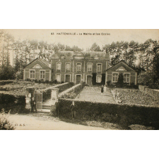 83 - Hattenville - La Mairie et les Ecoles.