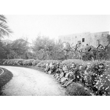 Institution Ste Anne des Soeurs de Besançon. Beyrouth. 1929-1930.