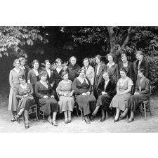 Lycée de Jeunes Filles - Roannne. Album du Cinquantenaire. 1933.