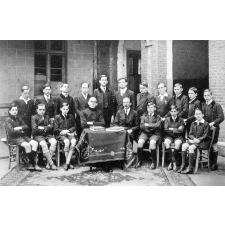 Institution Notre-Dame. Valenciennes. 1933-1934.