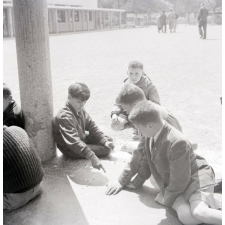 Lycée de garçons de Saint-Germain-en-Laye : récréation