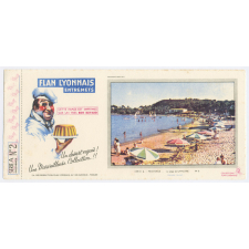 Buvard publicitaire. La plage de Cavalaire. Flan Lyonnais Entremets. Série A N°2.