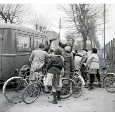 Le Bibliobus de la Seine et Oise : prêt de livres