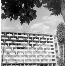 Vie étudiante à Paris : cité universitaire d'Antony, chantier