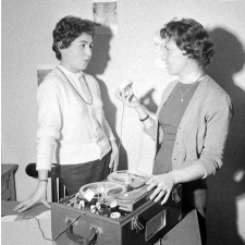Enseignement audio-visuel. L'enregistrement sur bande.