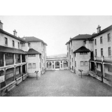Ecole Primaire Supérieure de Jeunes Filles - Voiron. (Isère).