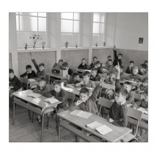 Groupe scolaire du Vigenal à Limoges : une classe en activité